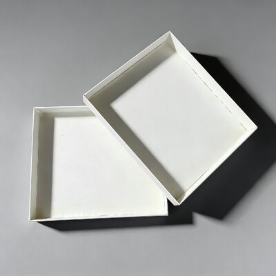 Zastosowalne, podlegające recyklingowi, laminowane kartonowe pudełko do pakowania prezentów z słuchawkami